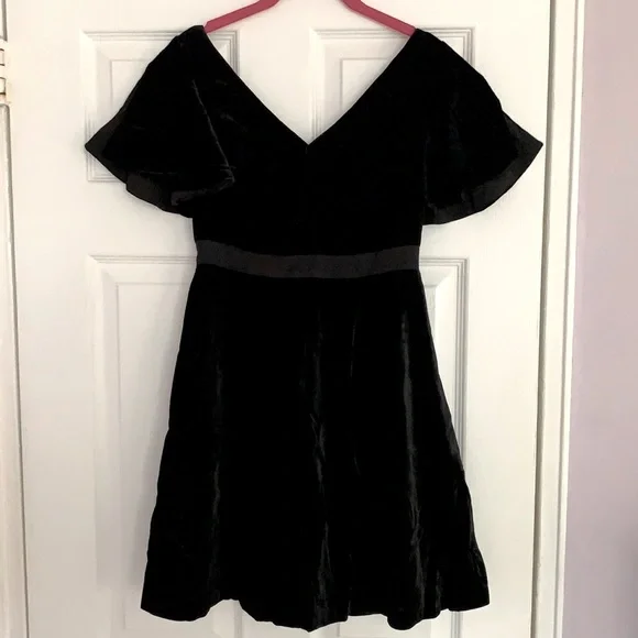 Ann Taylor | Dresses | Ann Taylor Black Velvet Vneck Dress A Line Worn Once  Like New 0p | Poshmark